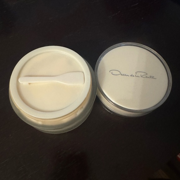 Oscar de la Renta Body Cream for Women - Picture 2 of 2